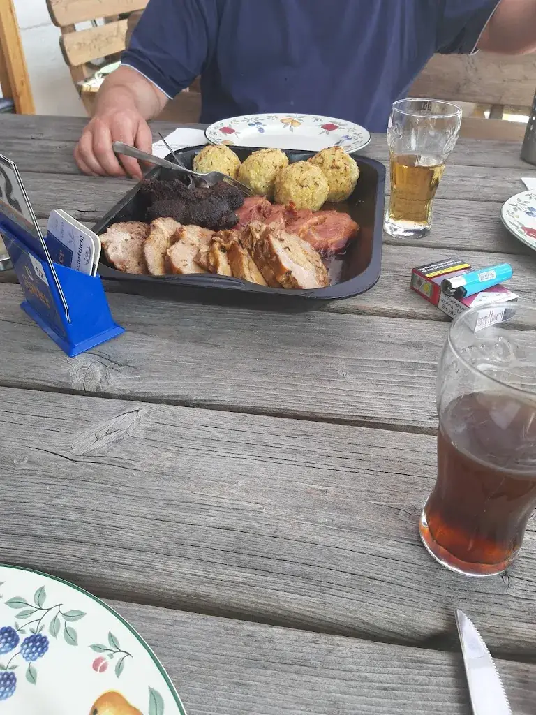 Menu_Binder im Holz_Allhaming_immagine_7