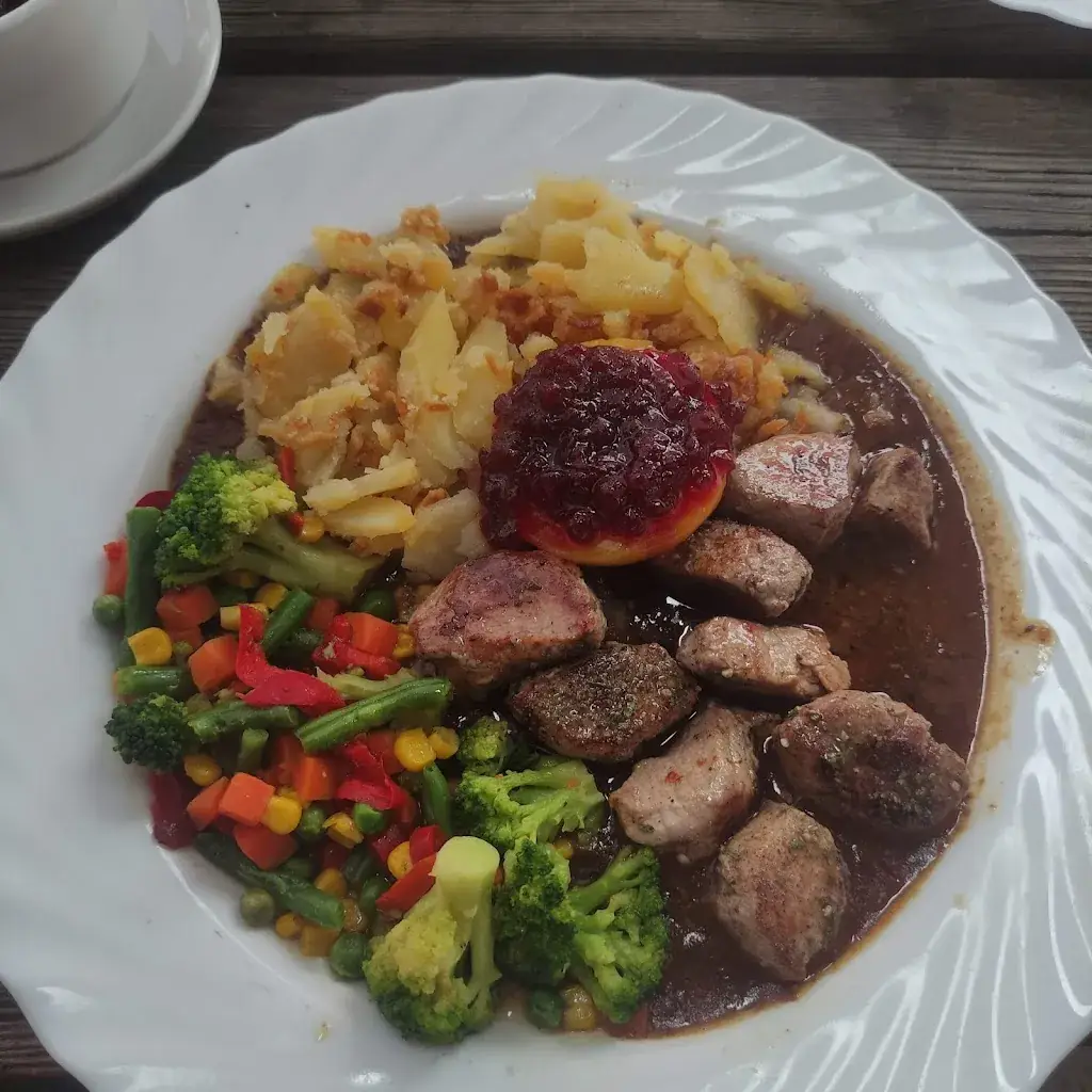 Binder im Holz_Allhaming_slider_image_3