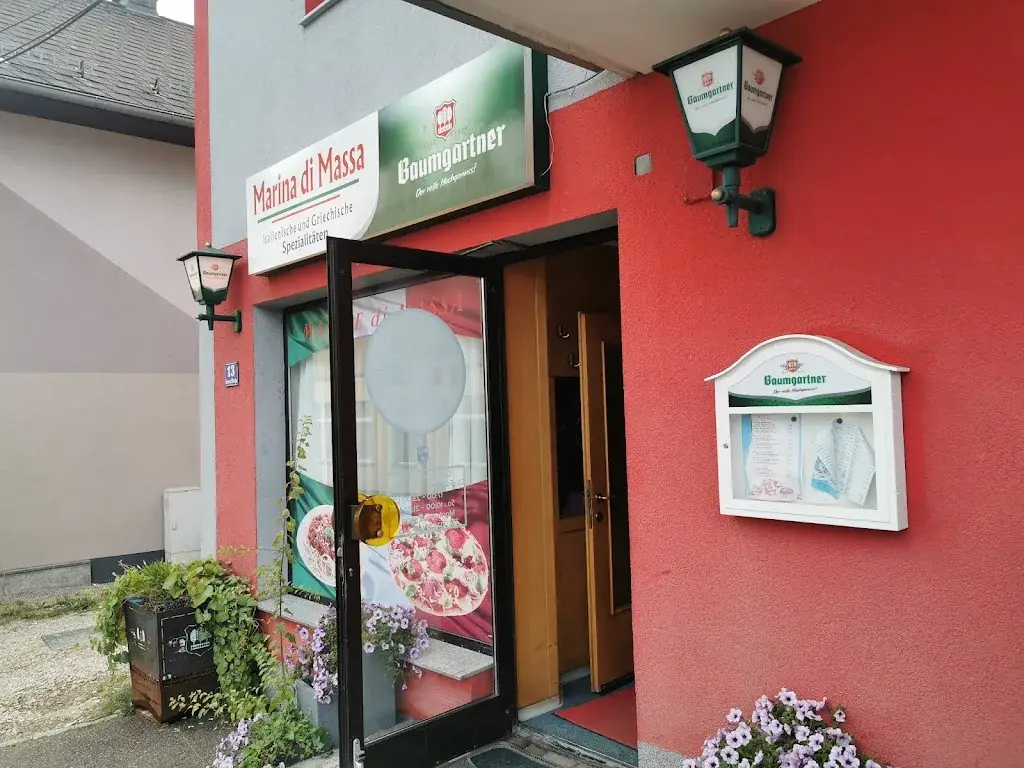 Guenther Dworschak_Pizzaria Marine di Massa Restaurant_Ampflwang_recensione