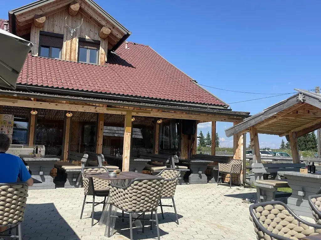 Sternenberg Gasthof – CHALET IL GUSTO_Deutsch-Griffen_slider_image_3