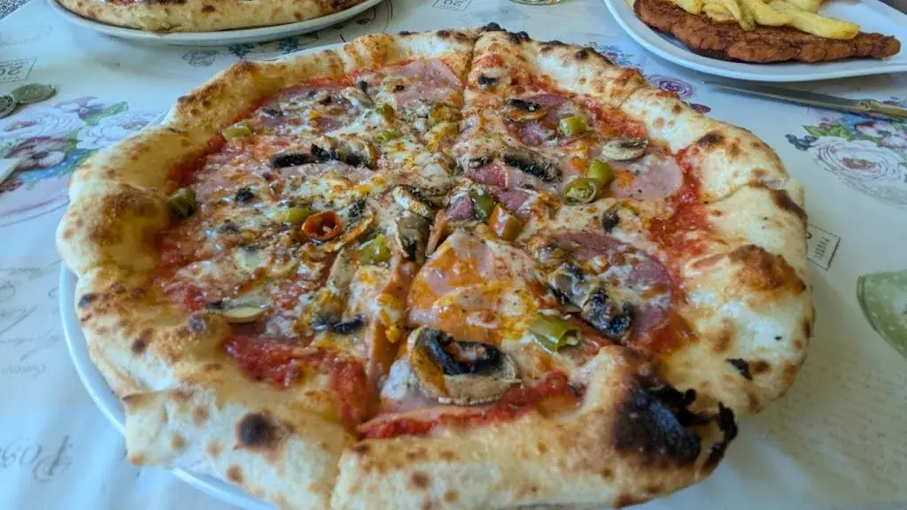 Norbert Wietz_Vinorosso OG_Ampflwang_avis