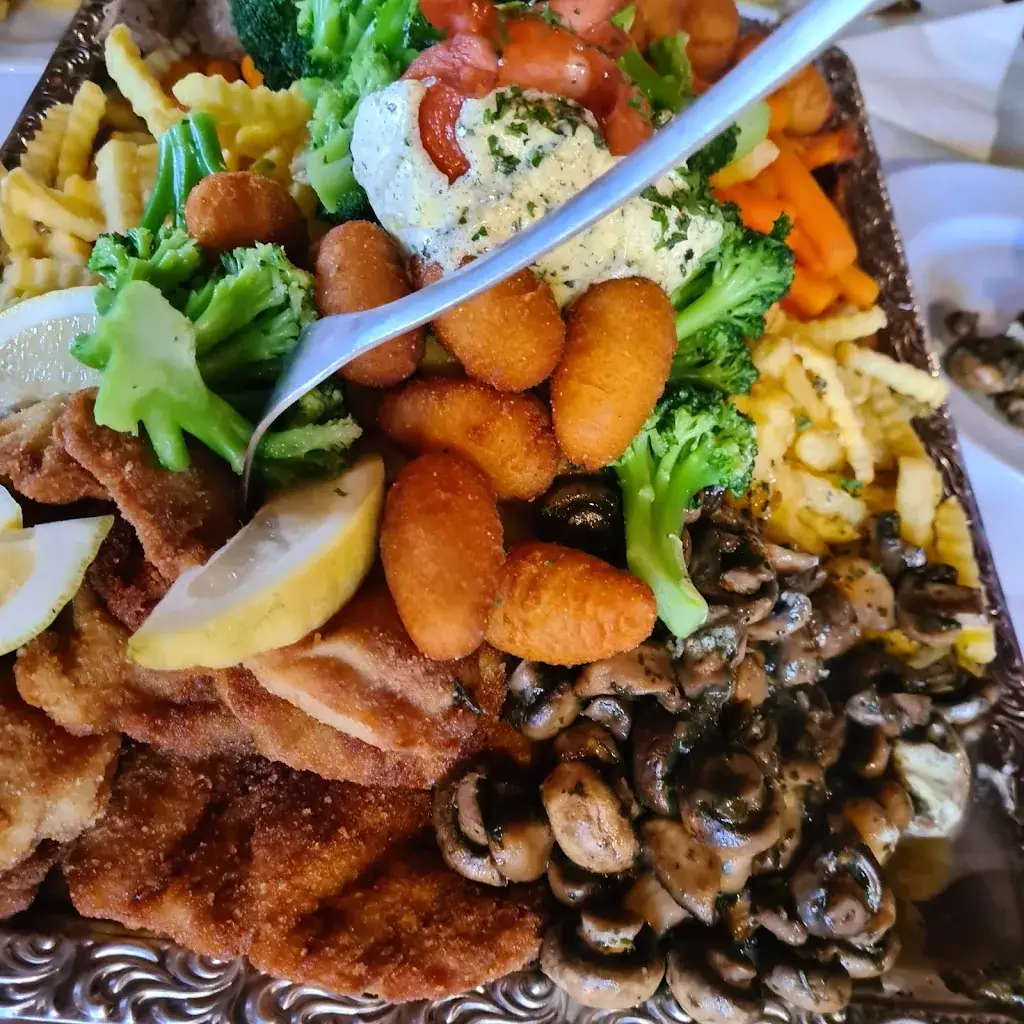 Pavlo Ftemov_Schloss Schörgern_Andorf_recensione