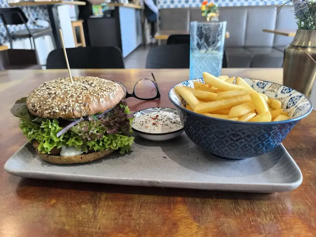 Hiking Aina_Pizzeria Fathi's Imbiss_Andorf_review