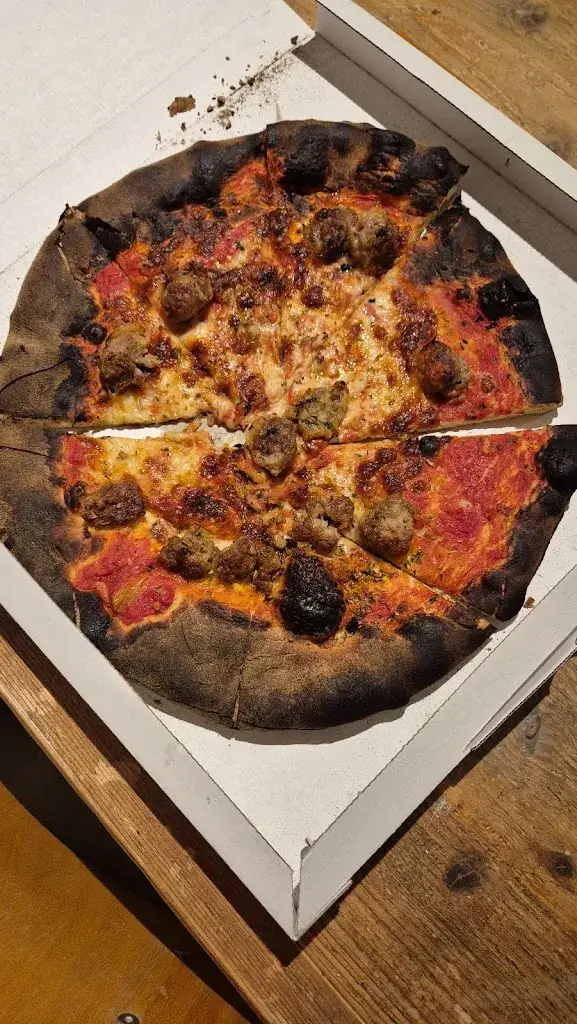 şahser kahraman_Pizzeria Gastronomia Mediterranea A Muntagna_Edegem_review