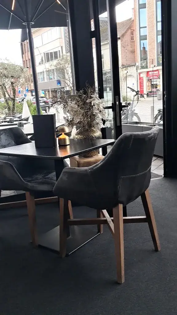 Volt_Geel_slider_image_2