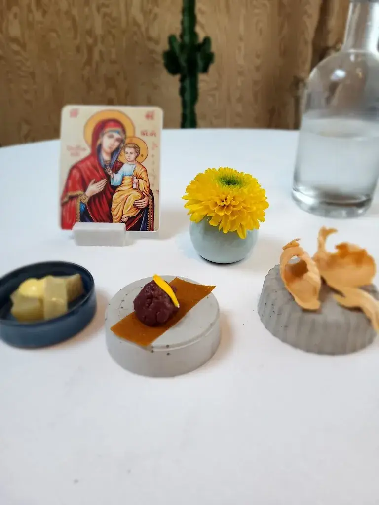 Rebecca Templer (Rebecca)_Zjalto_Geel_reseña