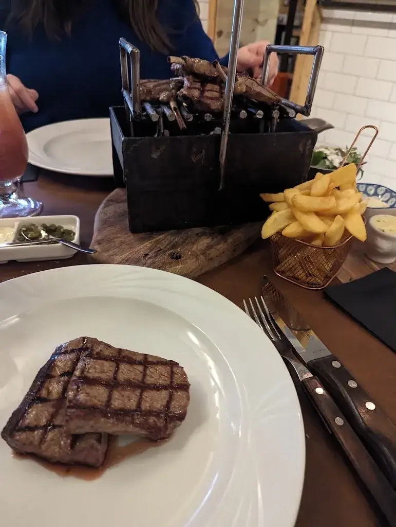 Nick_Parrillada Argentina Geel_Geel_review