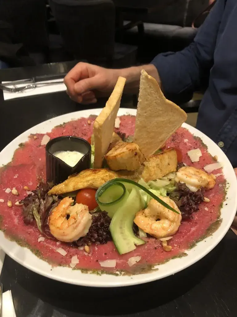 Celine Mertens_Brasserie Flore_Geel_Bewertung