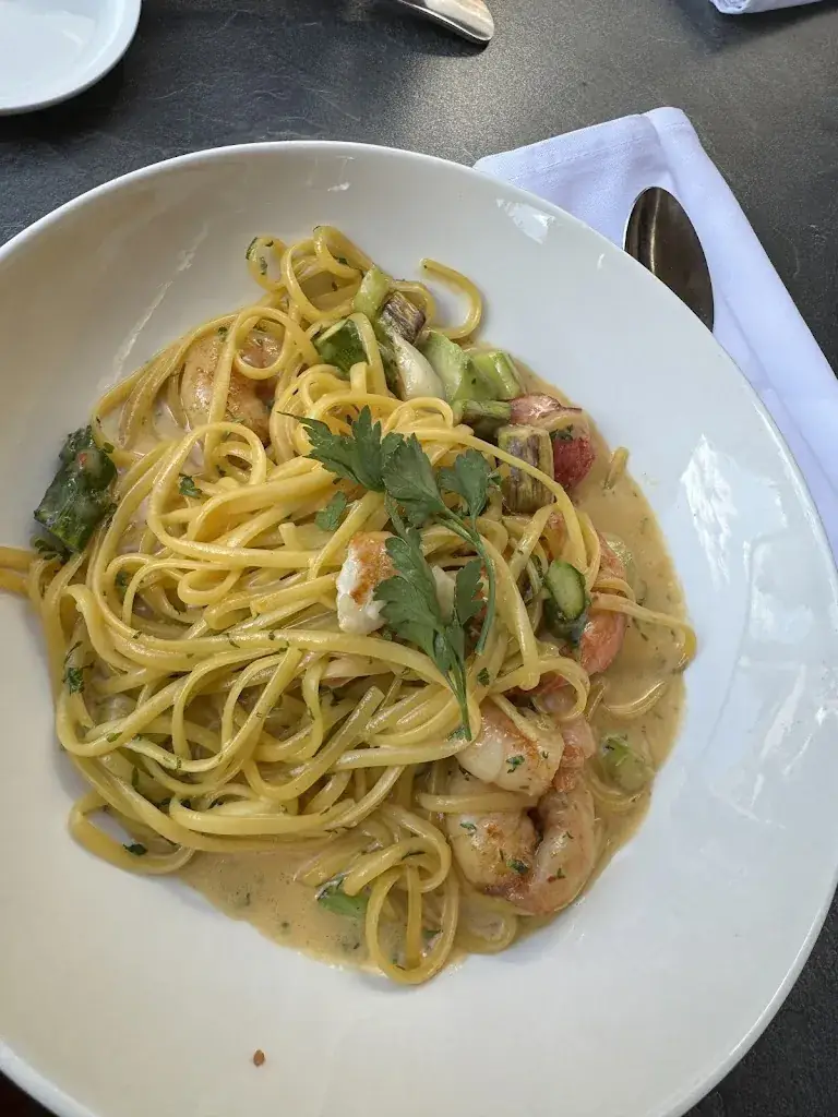 Olga Demidova_Caro's_Geel_review