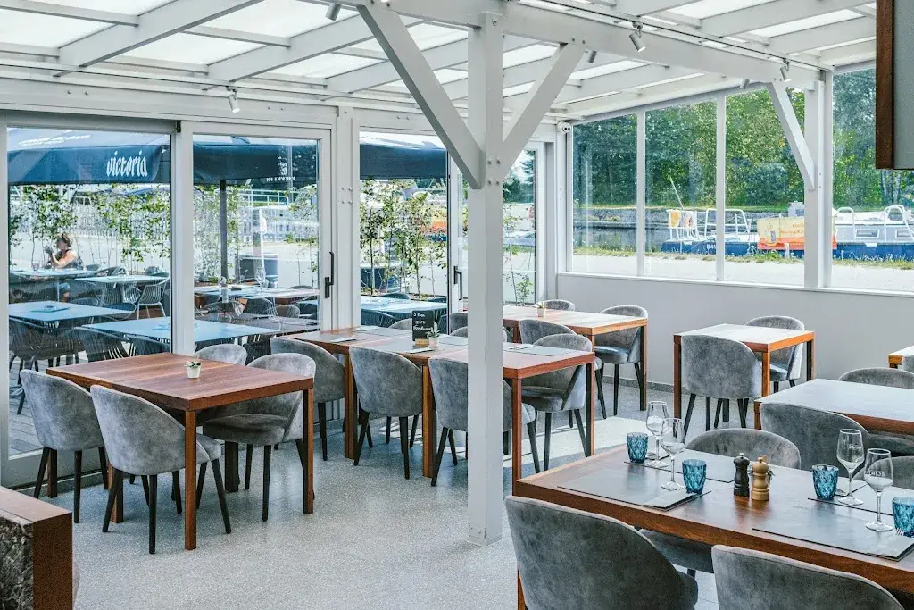 Den Thijs-Sas9_Geel_slider_image_1