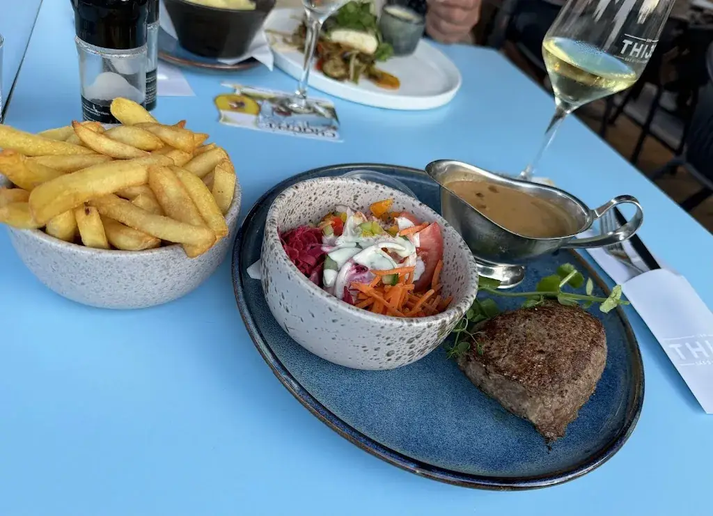 Den Thijs-Sas9_Geel_slider_image_3