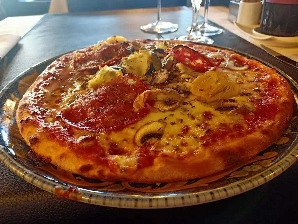 Cozma Mariana_l'Artiglio_Eeklo_review