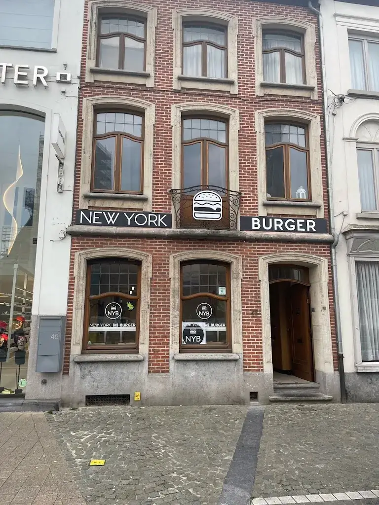 New York Burger_Eeklo_slider_image_3