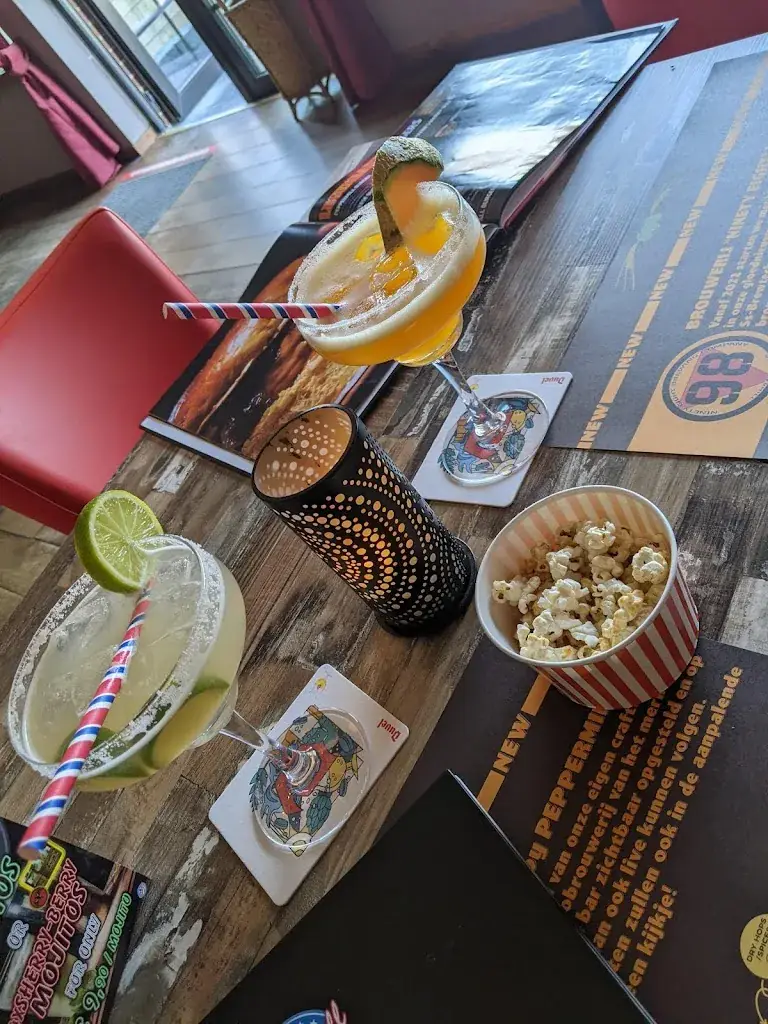 Carmen Bobu_Peppermill_Nieuwerkerken_Bewertung