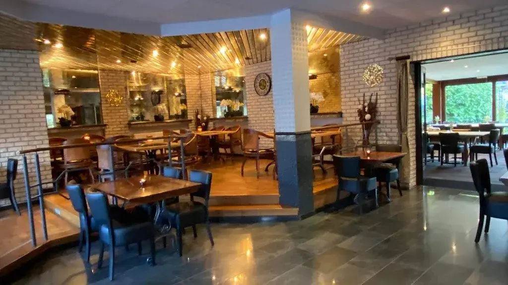 De boulevard 2 restaurant à Kortenaken