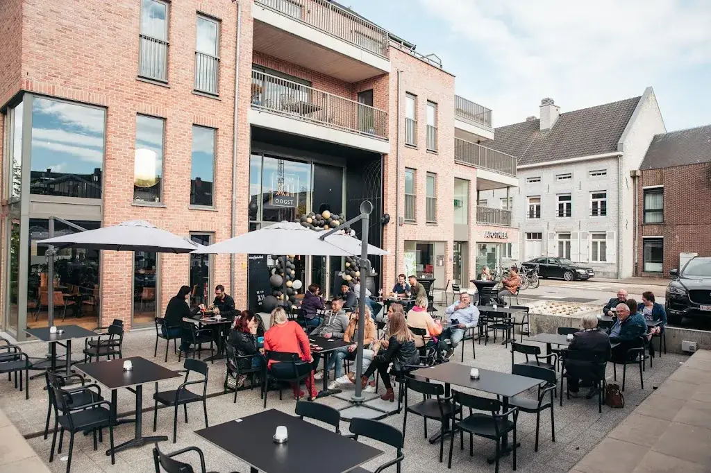 De 12e XII Oogst restaurante en Halen