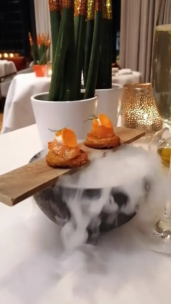 heidi lahou_De Fakkels - Sint-Truiden_Sint-Truiden_review