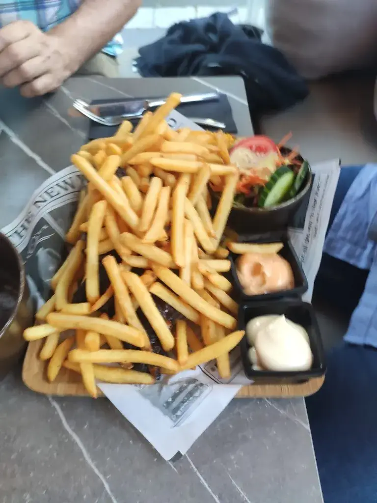 Menü_Bardebû Genk_Genk_Bild_1