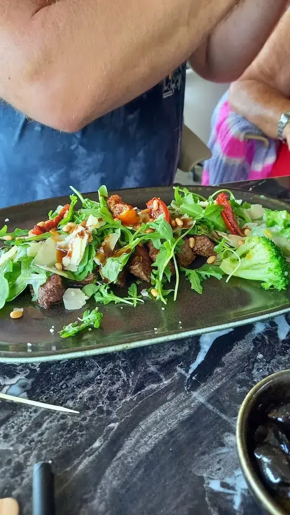 Menü_Bardebû Genk_Genk_Bild_7