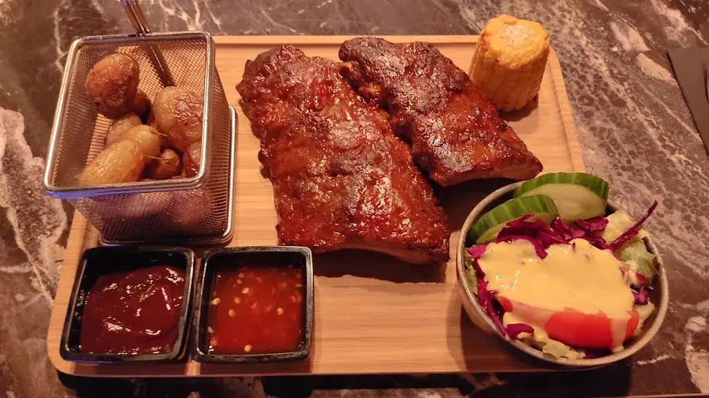 Black Onyx_Bardebû Genk_Genk_Bewertung