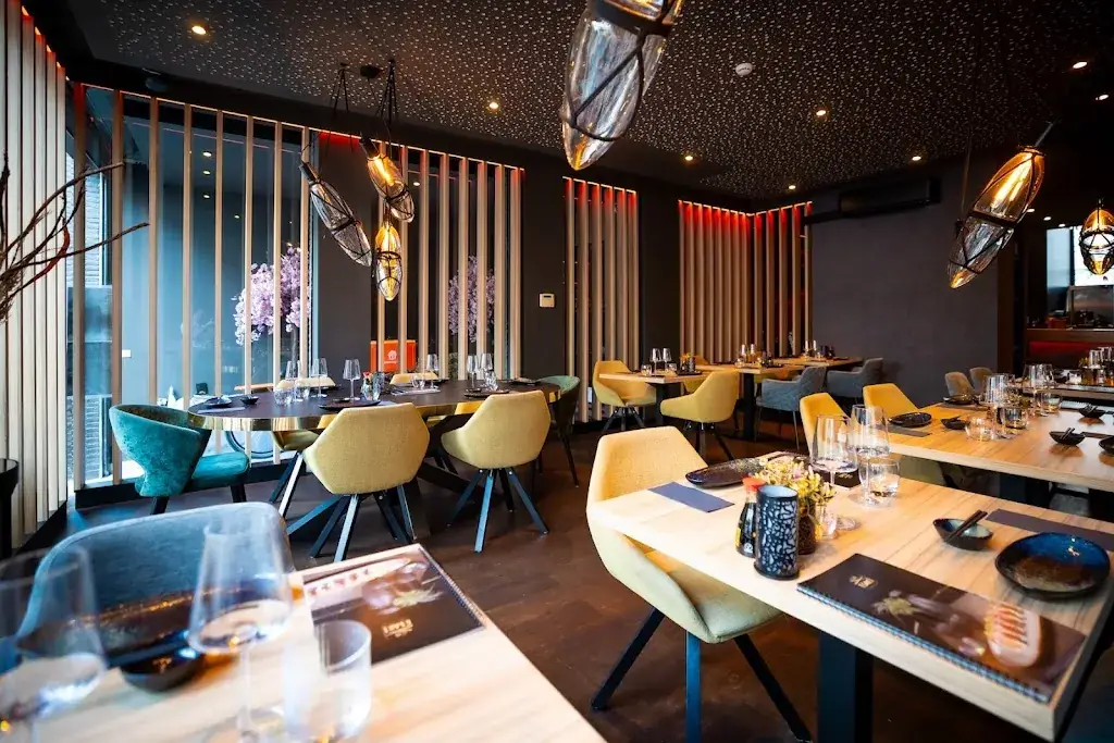 Sushirestaurant | Esaki Sushi_Genk_slider_image_1