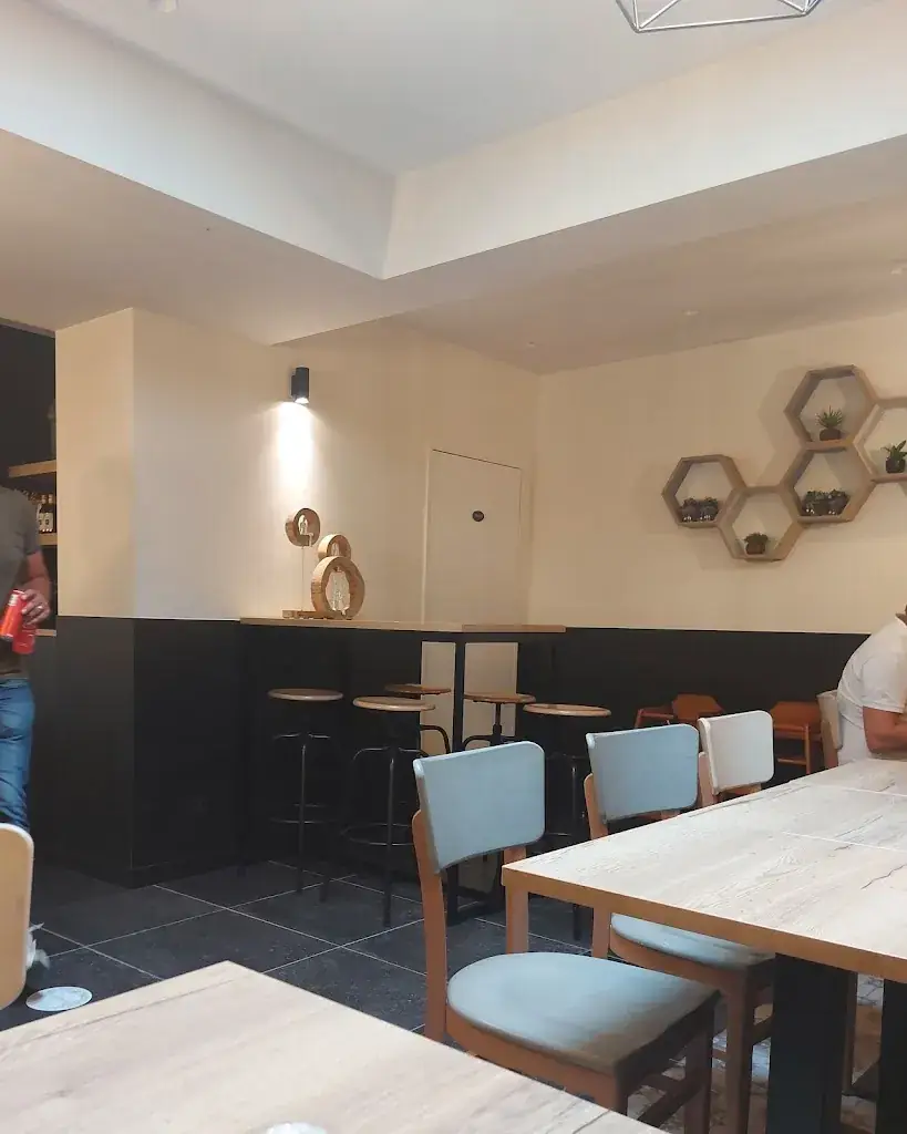 Stefanie Dumoulin_Frituur Den Heirweg_Anzegem_Bewertung