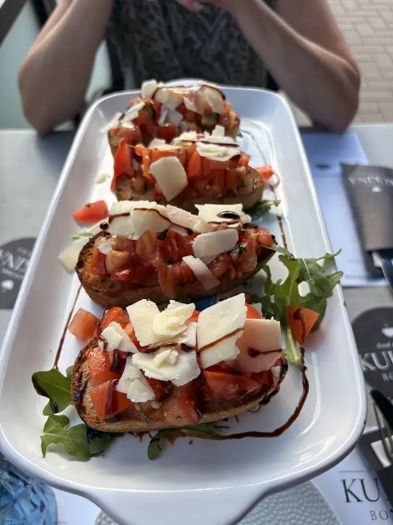 Rudy Stoffers_Kukina_Genk_review