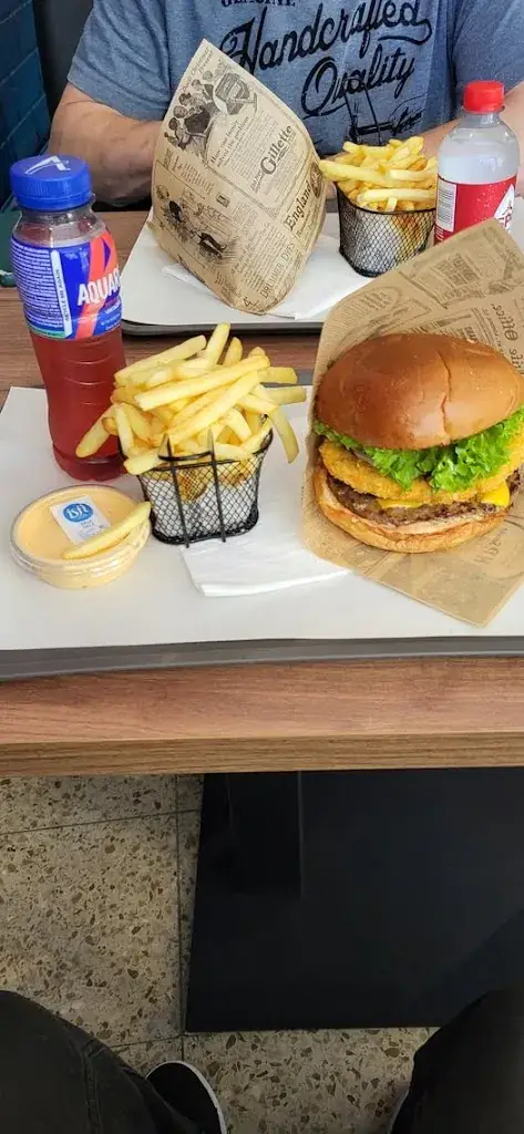 pedro mehauden_G Burger_Geraardsbergen_avis