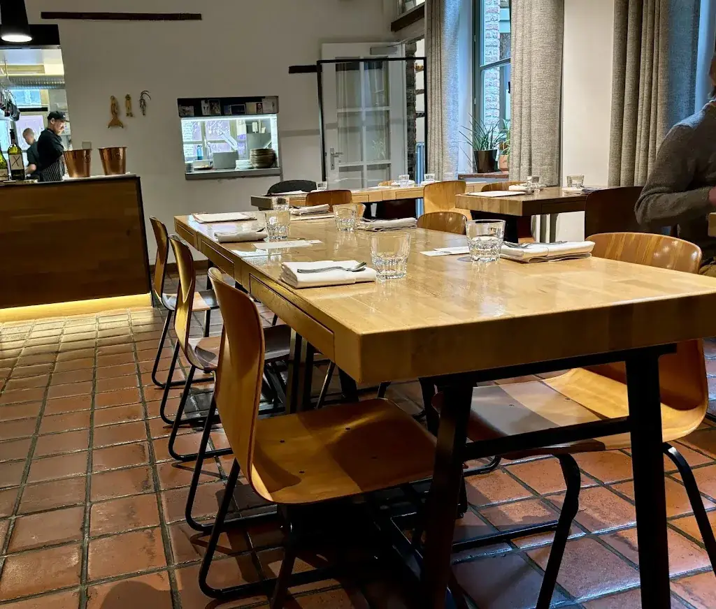 Roots_Gent_slider_image_1