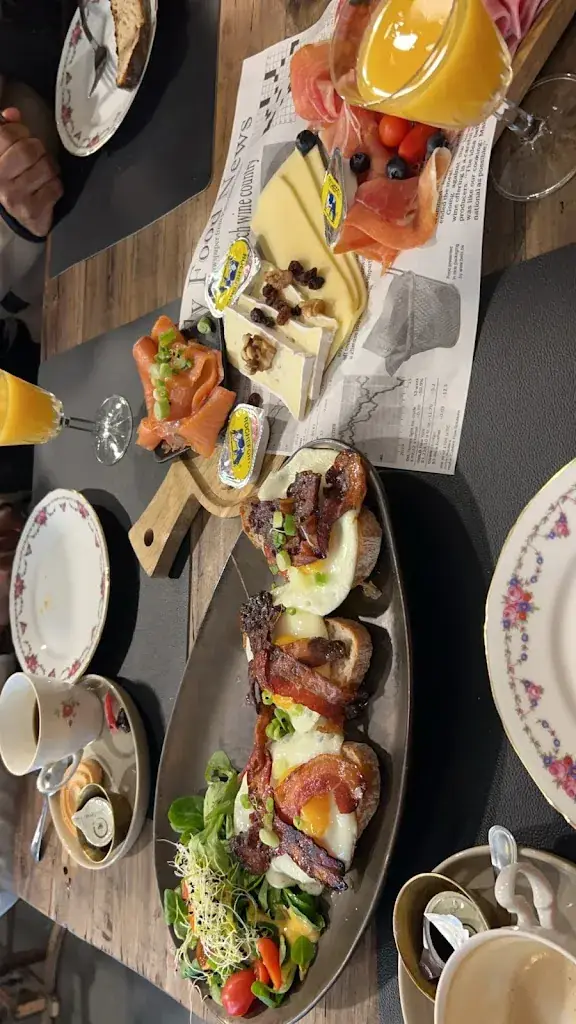 Sheriff Kemtaj_Metje Maria_Haaltert_Bewertung