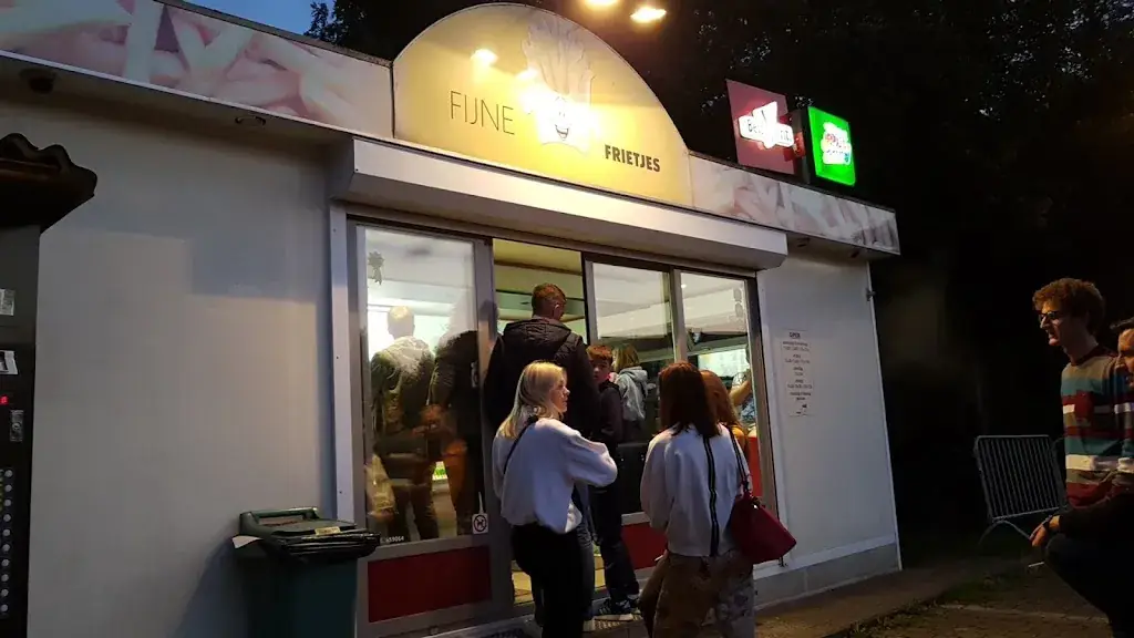 Fijne Frietjes Frituur restaurant à Grimbergen