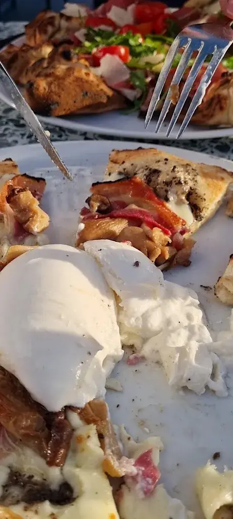 Pizzeria Via Napoli_Grimbergen_slider_image_2