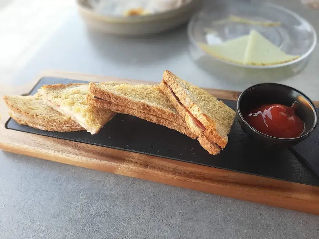 Mark De Backer_VeVino_Harelbeke_Bewertung