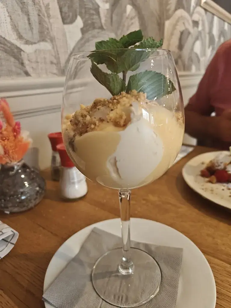 Liesbeth Verhoeven_Den Biechtstoel_Heers_review