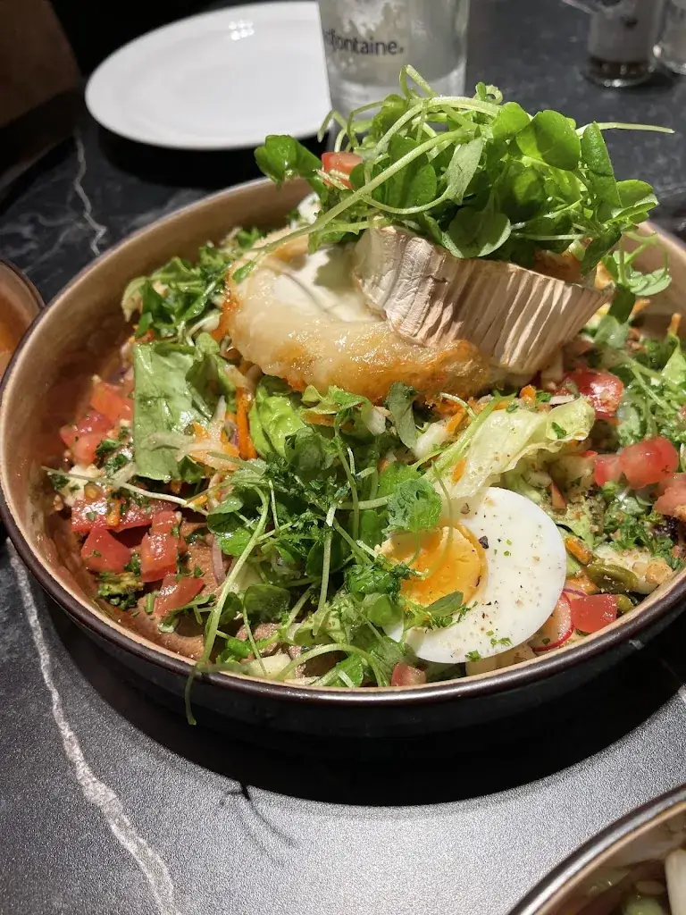 Hen (CatchAfilM)_Nobel_Aalst_avis