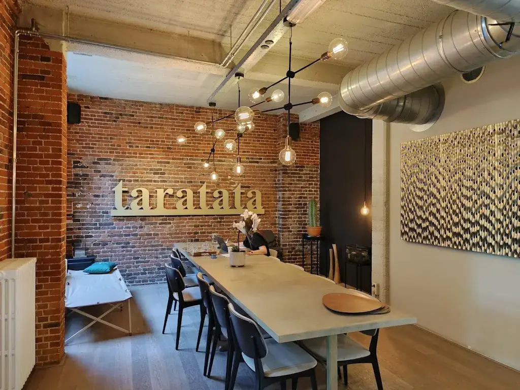 Qi Li_Taratata_Hasselt_review