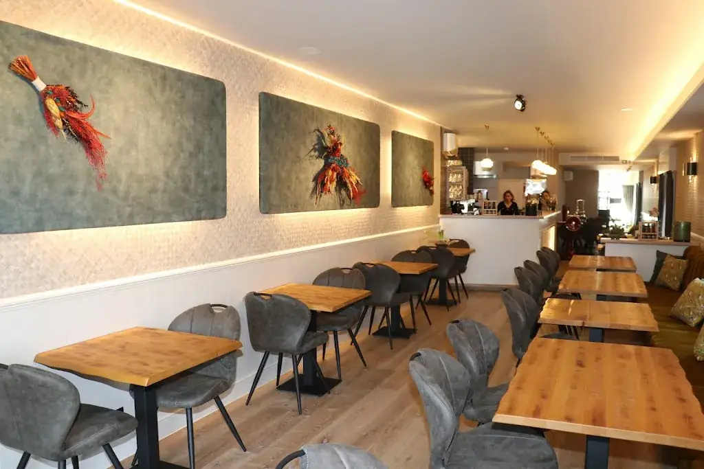 Bistro Eugeen_Heist-op-den-Berg_slider_image_1