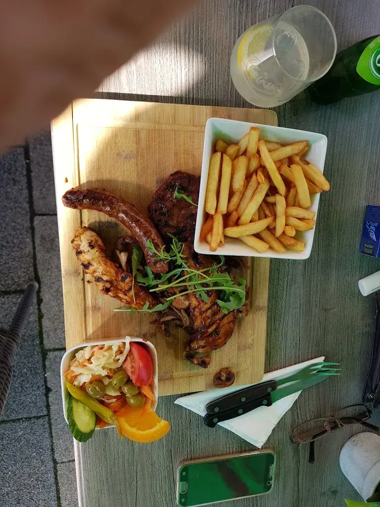 Menu_The Black Horse - Heist-op-den-Berg_Heist-op-den-Berg_image_8