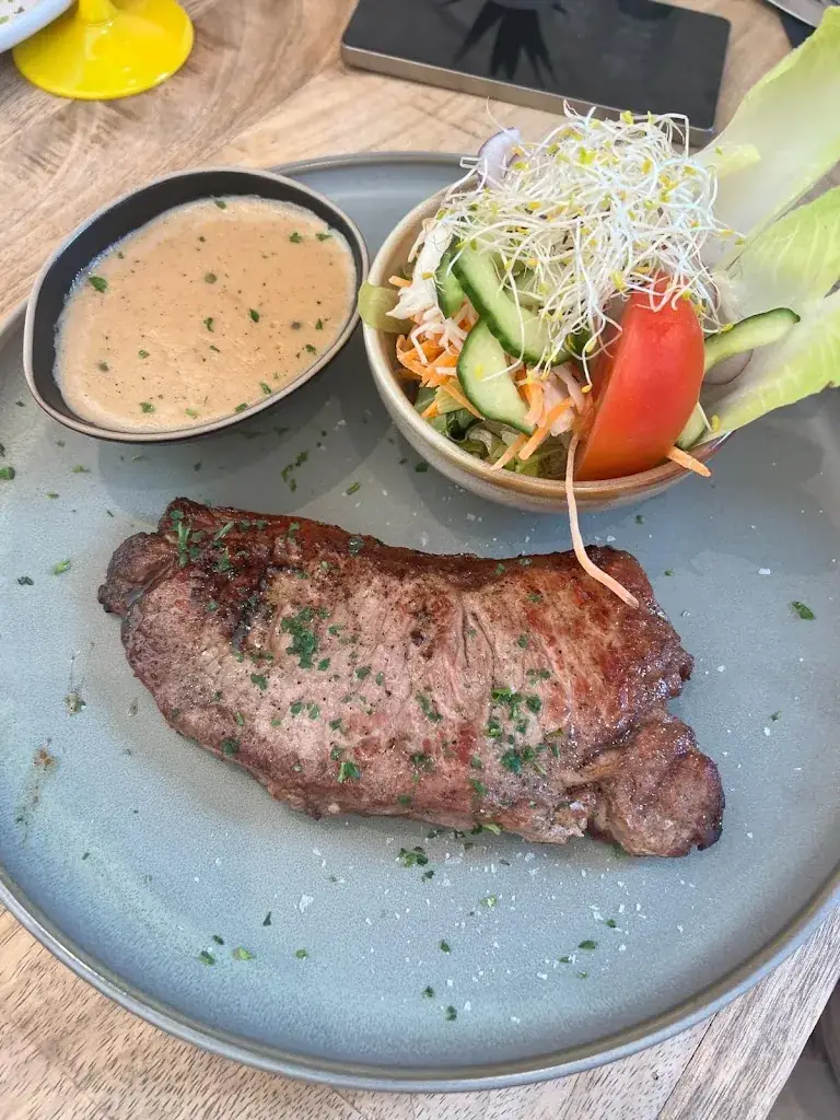 Reverso_Heist-op-den-Berg_slider_image_3