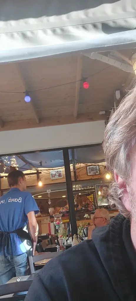 Mark Paredis_Bakaliko_Houthalen-Helchteren_reseña