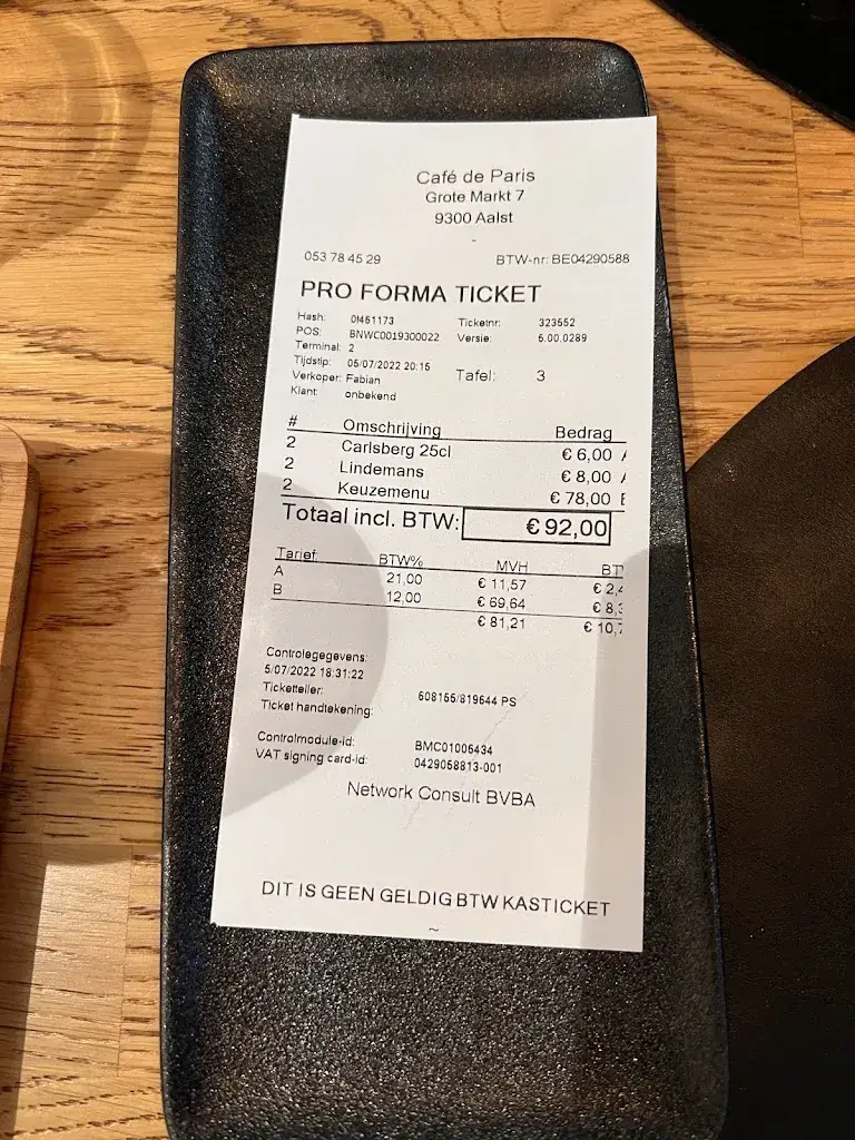 Kamilla Talipova_Café de Paris_Aalst_review