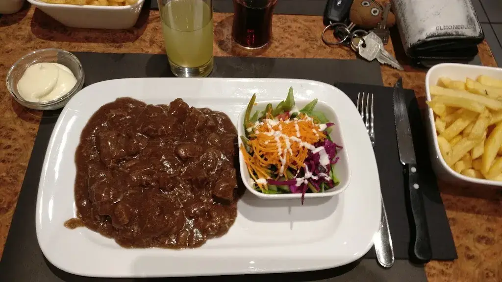 Menü_Manoxi bv/Het Pleintje_Vorselaar_Bild_1