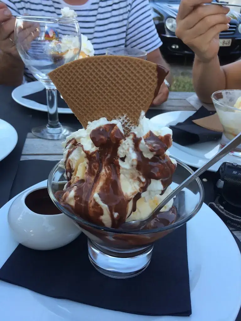 Menü_Manoxi bv/Het Pleintje_Vorselaar_Bild_6