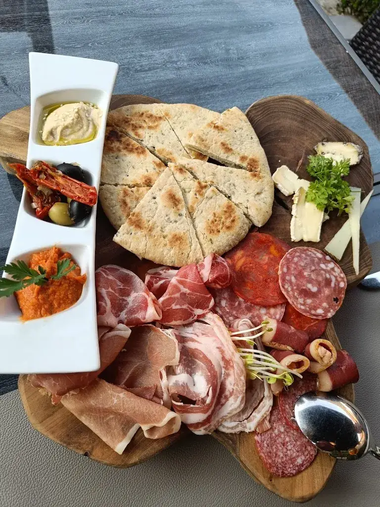 RUDI DRUYTS_Feestzalen De Vrije Valk & Restaurant, foodcafé Loreline_Bilzen-Hoeselt_Bewertung