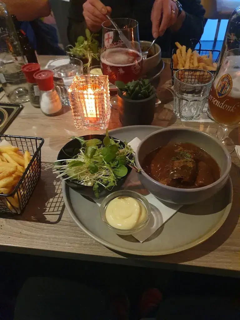 Antony Stead_Brasserie De Swaen_Herentals_reseña