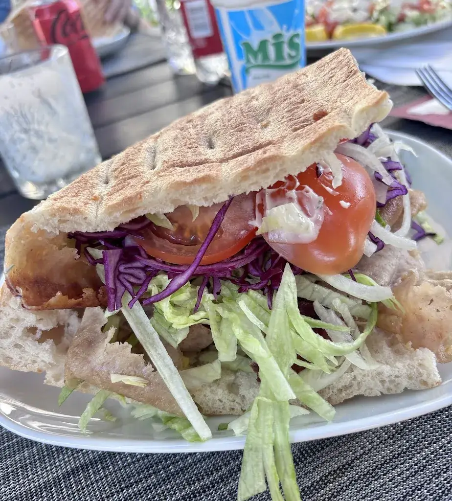 jouri lachi_Troja Herentals ️ ️ ️ ️ ️_Herentals_Bewertung