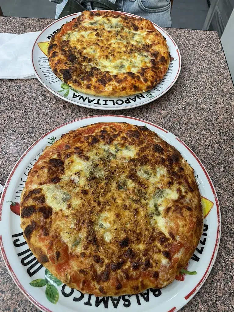 Jad Badran_Pizzeria La Capanna_Hoegaarden_review