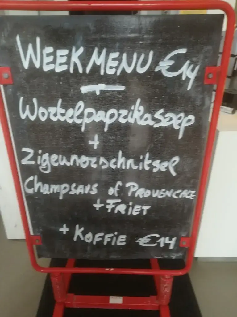 Menü_Frituur Friddl_Hoegaarden_Bild_4