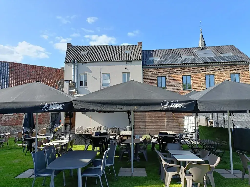 Frituur Friddl Restaurant in Hoegaarden