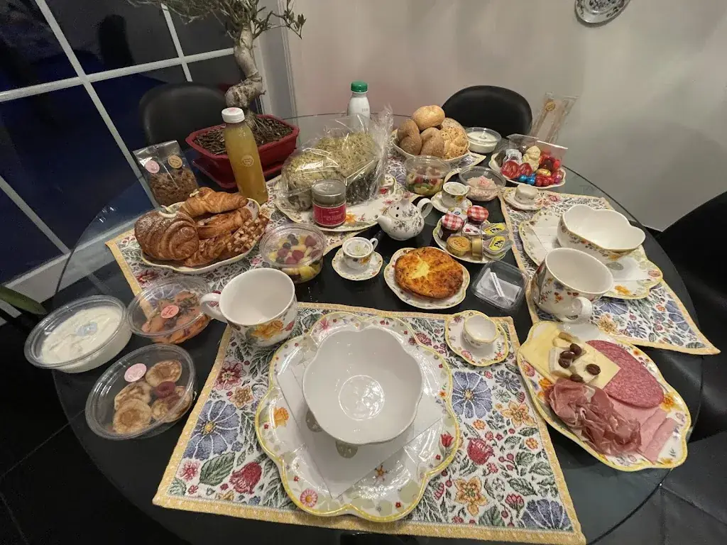 Aurora Australis_Tally & Wally ontbijt aan huis_Hooglede_Bewertung